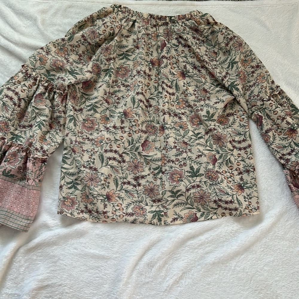 Lovestitch Pink Bohemian Blouse with Ruffled Bell Sleeves - Picture 3 of 5